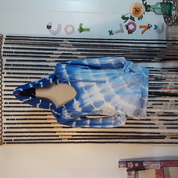 HARD TAIL HOODIE - Picture 2 of 13